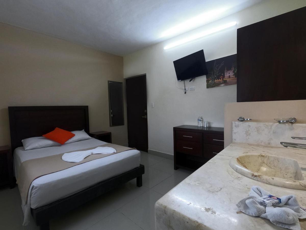 Hotel Casa Rosario Вальядолид Экстерьер фото